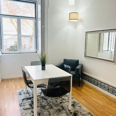 Luxury Rooms, Location In The * Lisboa