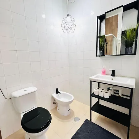 Luxury Rooms, Location In The Hostel Lisboa