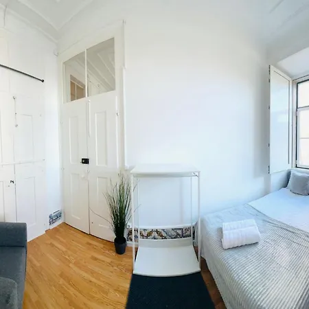 Luxury Rooms, Location In The Hostel