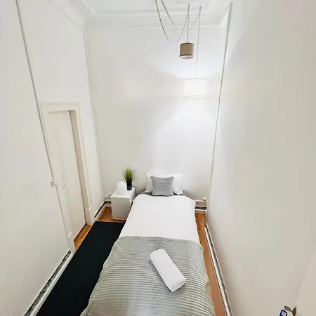 Luxury Rooms, Location In The * Lisbona