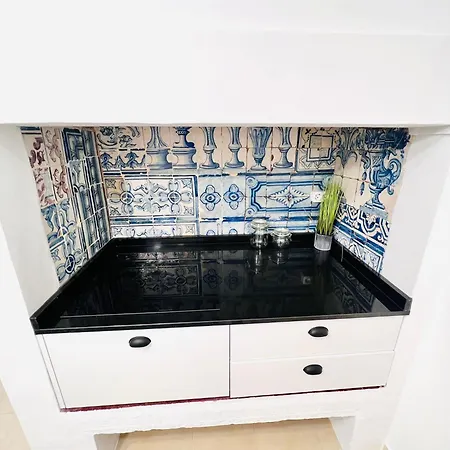 Ostello Luxury Rooms, Location In The *