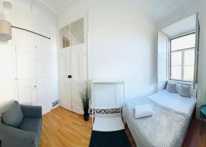 Luxury Rooms, Location In The Hostel