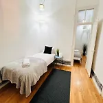 Luxury Rooms, Location In The Ostello *