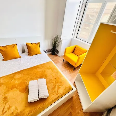 Ostello Luxury Rooms, Location In The *